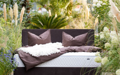 AKVA Wasserbett - Im Garten